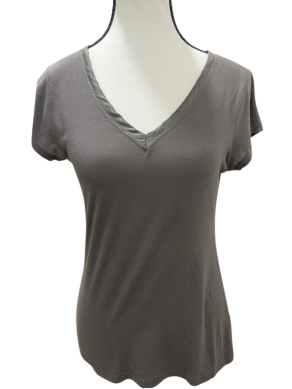 Banana Republic V Neck Short Sleeve Tee Small Grey Quiet Luxury Capsule Top